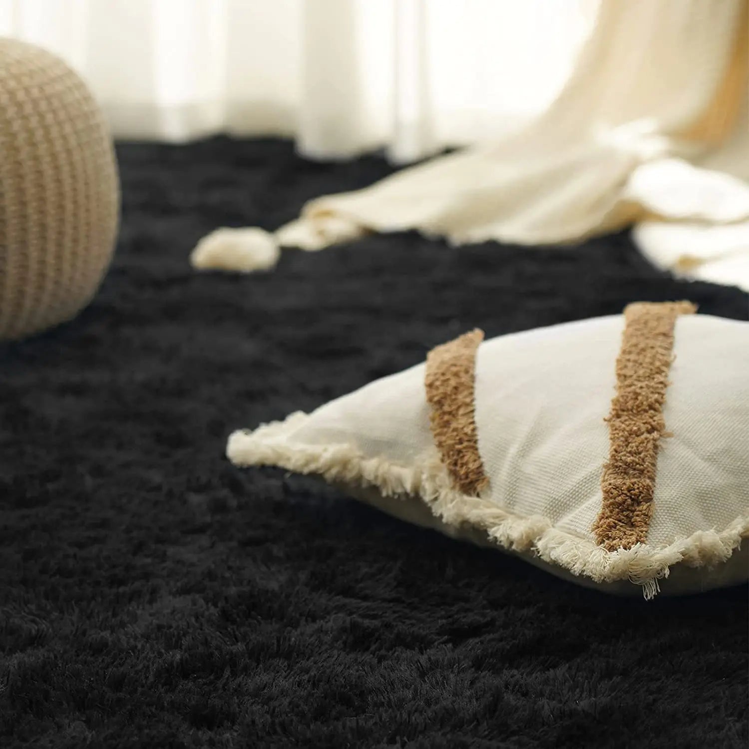 Tapete Peludo Nórdico – Macio, Antiderrapante e Moderno para Quarto e Sala de Estar