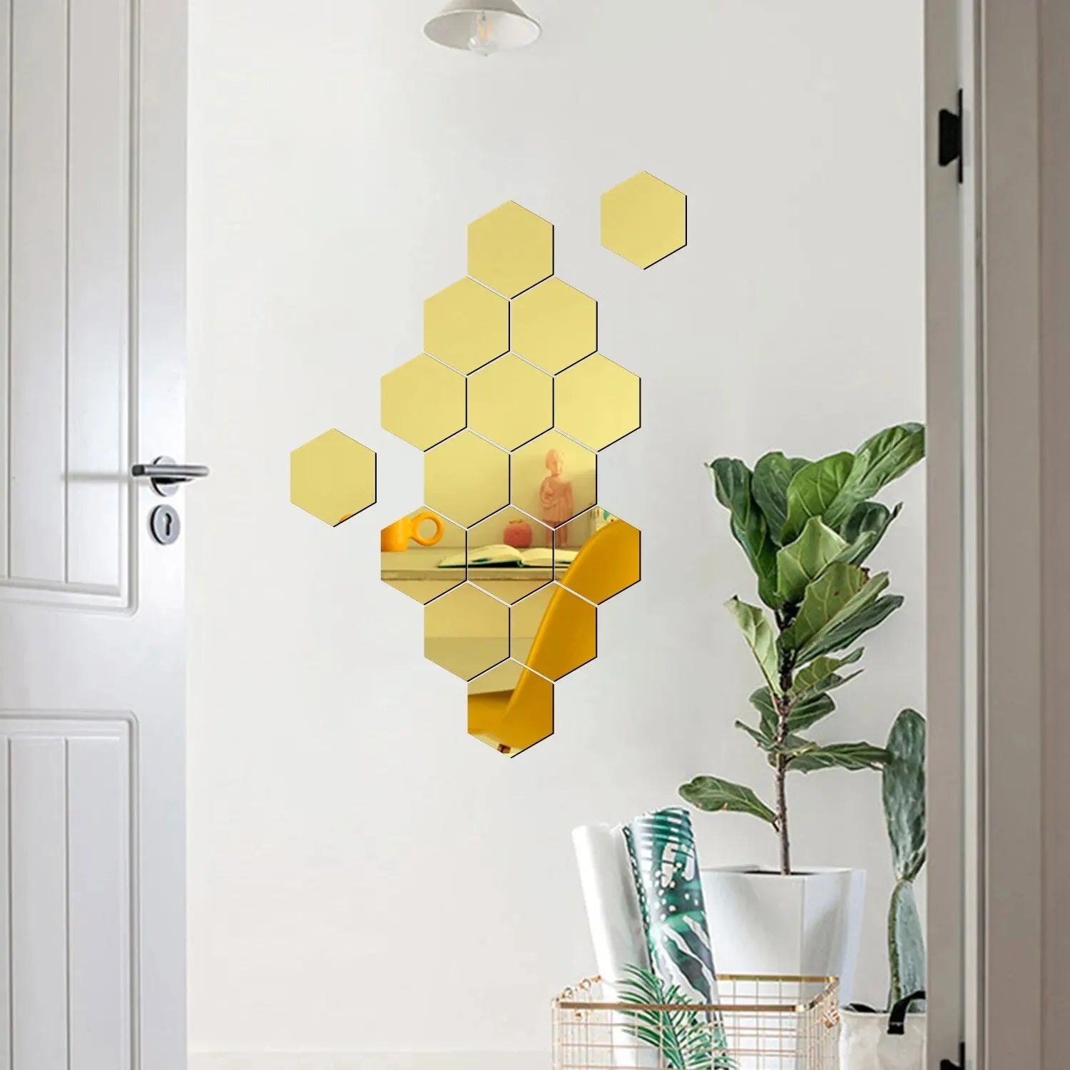 Kit com 12 Espelhos Decorativos Hexagonais – Adesivos Geométricos Removíveis para Parede (DIY)