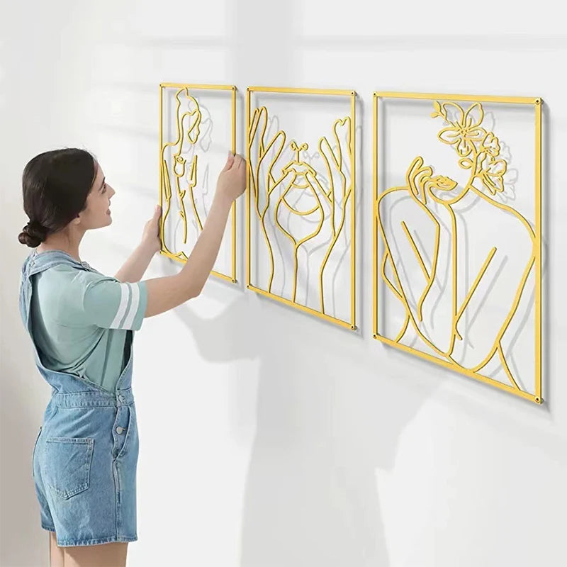 Painel Decorativo Feminino Vazado em Metal – Arte de Parede Moderna para Casa
